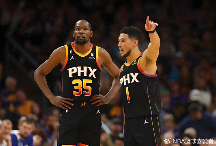 近五场场均28.8分4.2记3分，太阳泪目了，这就是交易杜兰特的价值|布鲁克斯|德雷蒙德·格林|凯文·杜兰特|火箭|灰熊_新浪体育_新浪新闻